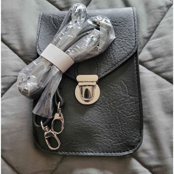 Handbags - NEW Touch Screen Purse Black SmartPhone Pouch Bag Removable Crossbody Strap